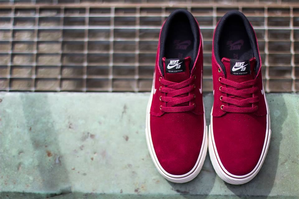 Nike Sb Zoom Team Editions 2 Team Red 03
