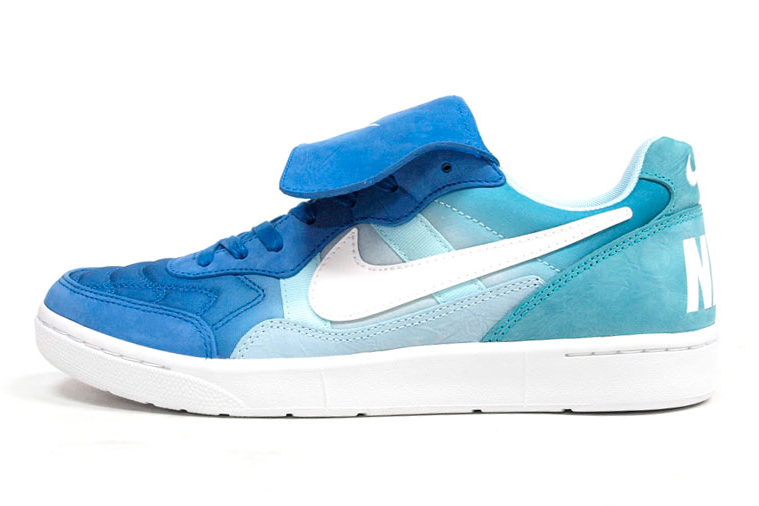 Nike Tiempo 94 Txt Blue Gradient 01