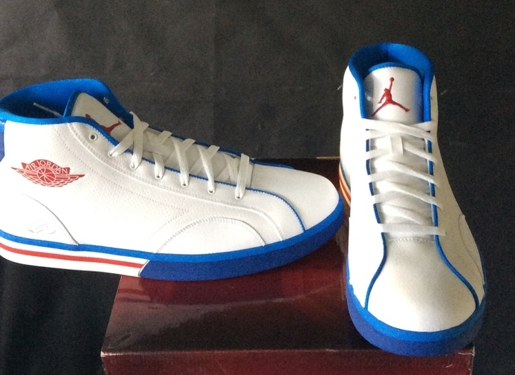 Terell Owens Is Selling His Team Jordan Sneaker Collection 05