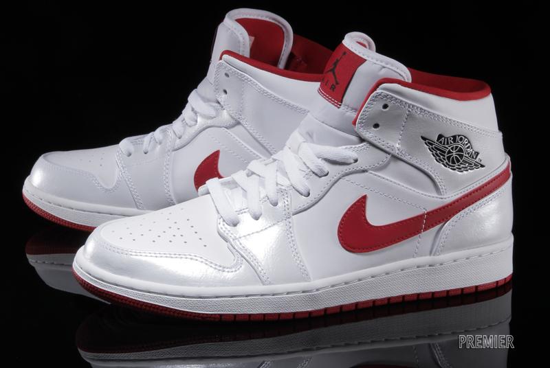 Air Jordan 1 Mid White Black Gym Red 02