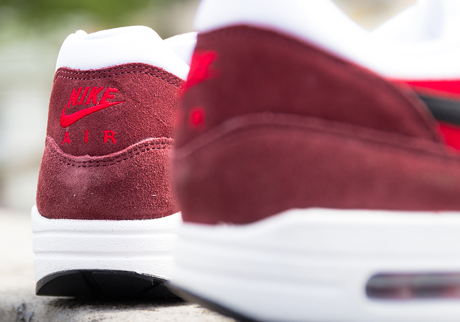 Nike Air Max 1 Essential White University Red Black 4