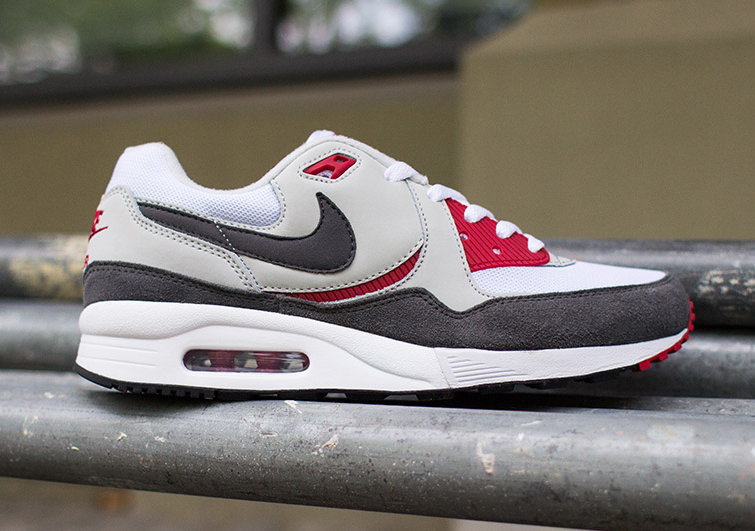 Nike Air Max Light Essential Wht Gry Red