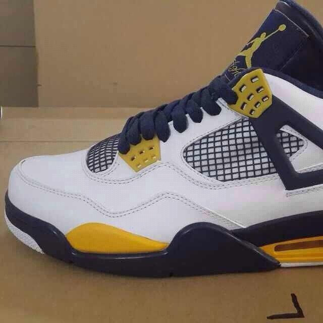 Air Jordan 4 White Navy Yellow 01