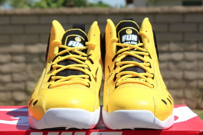 Fun Police Nike Zoom Sonic Flight 10