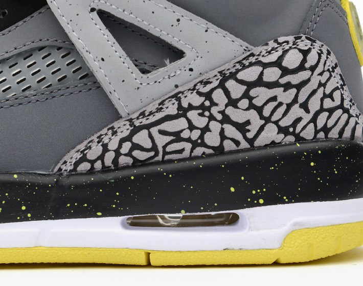 Jordan Spizike Cool Grey Vibrant Yellow 06