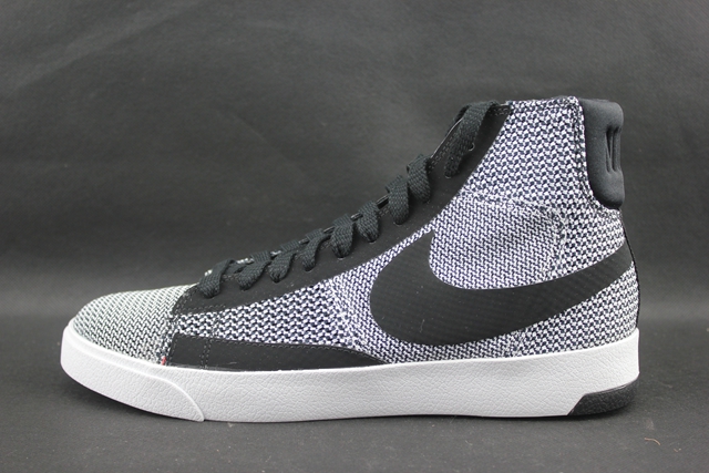 Nike Blazer Lux Txt White Black Team Orange 07