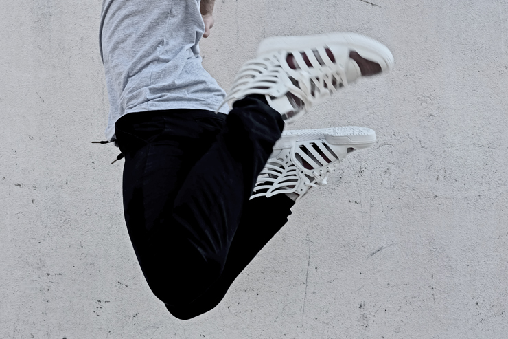 Adidas Jeremy Scott Cut Out Wings 03