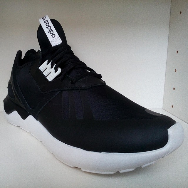 Adidas Tubular Snake 03