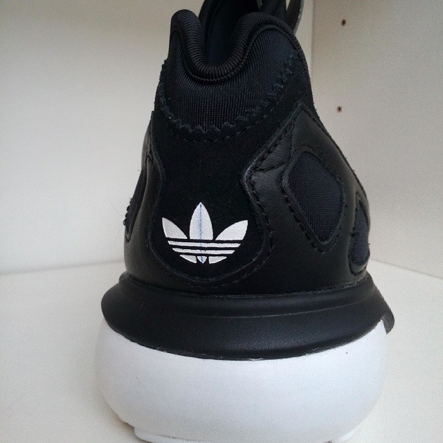 Adidas Tubular Snake 05