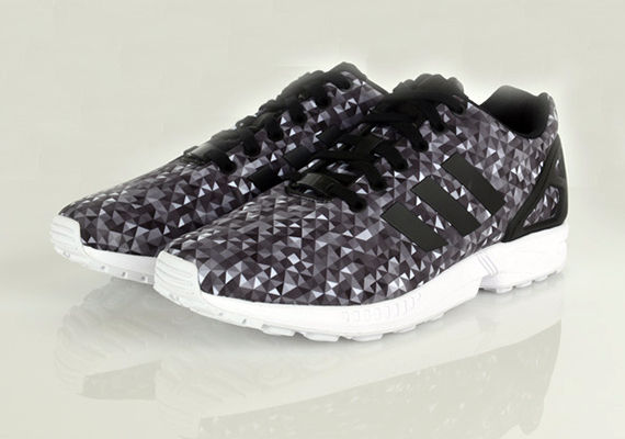 adidas Originals ZX Flux "Monochrome Prism"