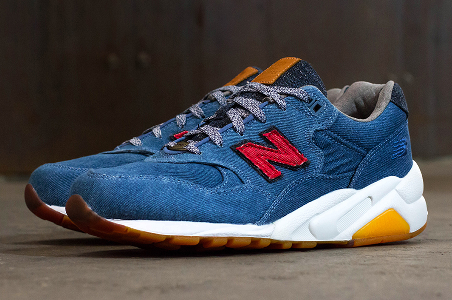 Capsule New Balance Mt580 Canadian Tuxedo Arriving Additional Retailers 011