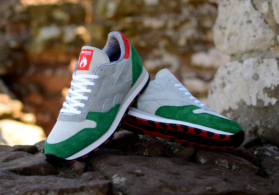 Hanon x Reebok Classic Leather “3 Castles”