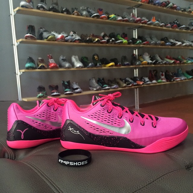 Kobe 9 Think Pink Kay Yow 01