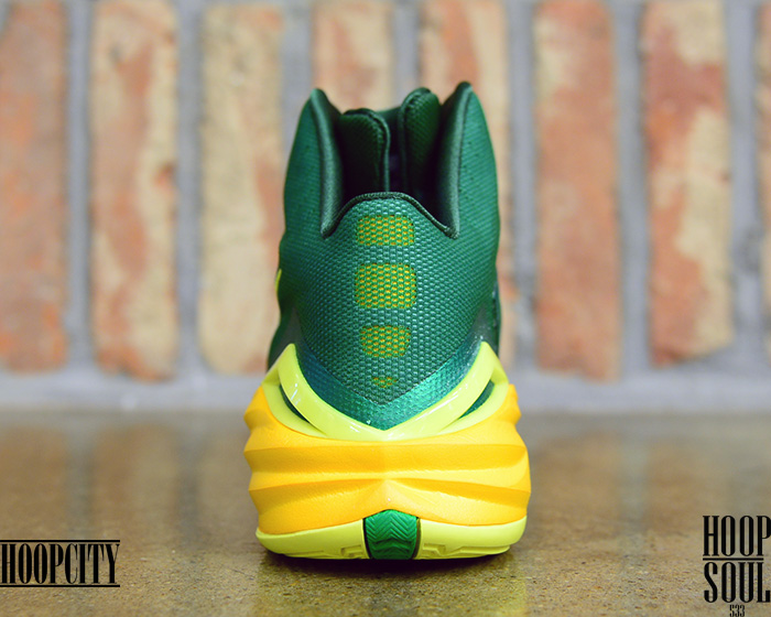 Nike Hyperdunk 2014 Brazil 02