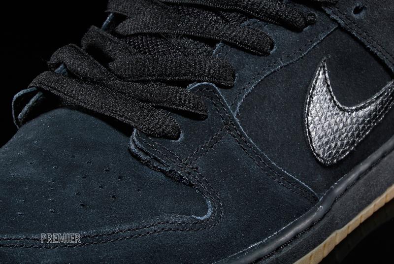 Nike Snakeskin Sb Dunk Low Black Gum 06