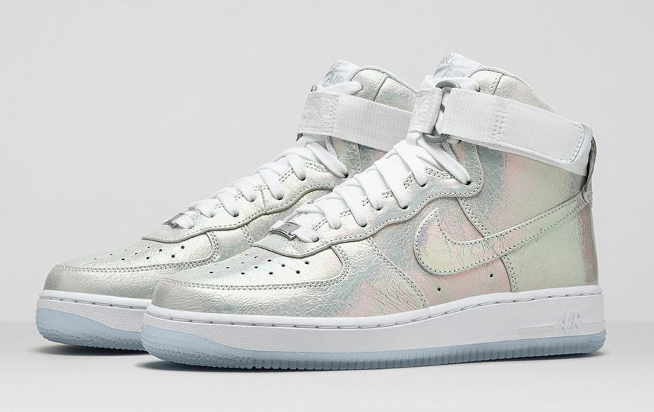Nike WMNS Air Force 1 “Iridescent Pearl Collection”