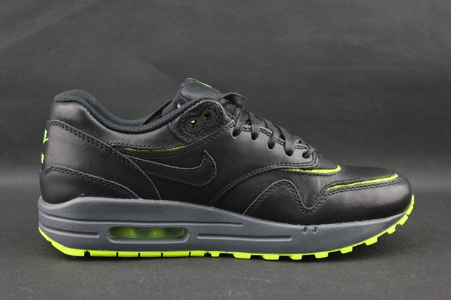 Nike Wmns Air Max 1 Cut Out Prm Black Volt 03