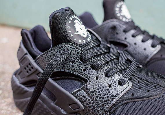 Nike Womens Air Huarache Black Safari 2