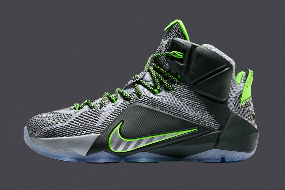 Lebron 12 Dunk Force