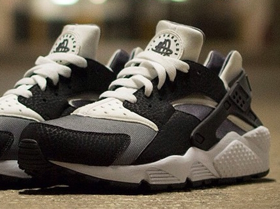 Nike Air Huarache Black Elephabnt Grey White1