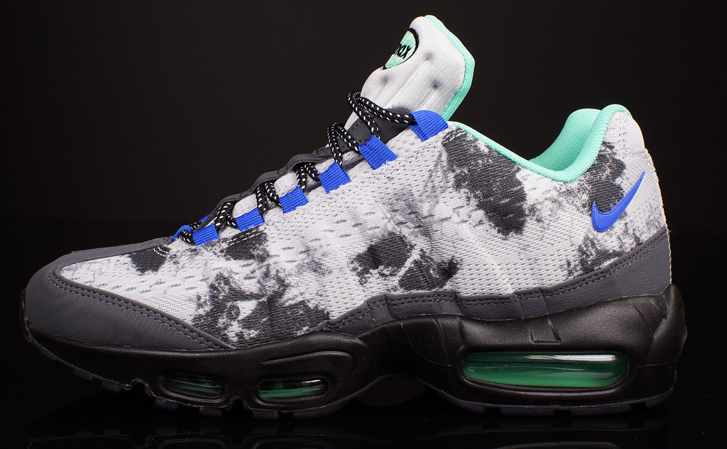 Nike Air Max 95 Em Pure Platinum Hyper Cobalt Dark Grey 03