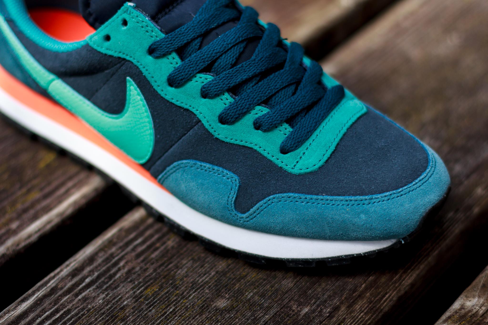Nike Air Pegasus 83 Ltr Dark Obsidian Hyper Turquoise 05