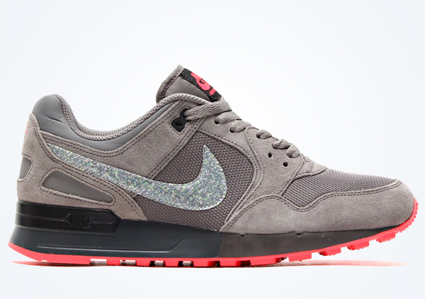 Nike Air Pegasus ’89 – Light Ash – Medium Ash – Hyper Punch