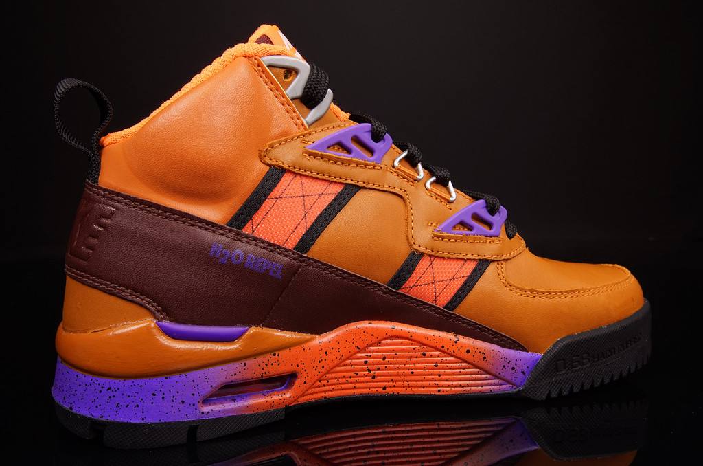 Nike Air Trainer Sc High Sneakerboot Tuscan Rust Hyper Grape Barkroot Brown 03