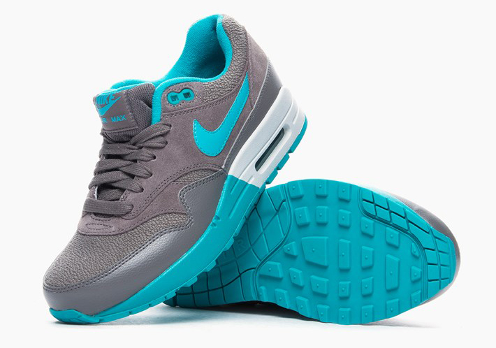 Nike Womens Air Max 1 Light Ash Grey Dusty Cactus 3