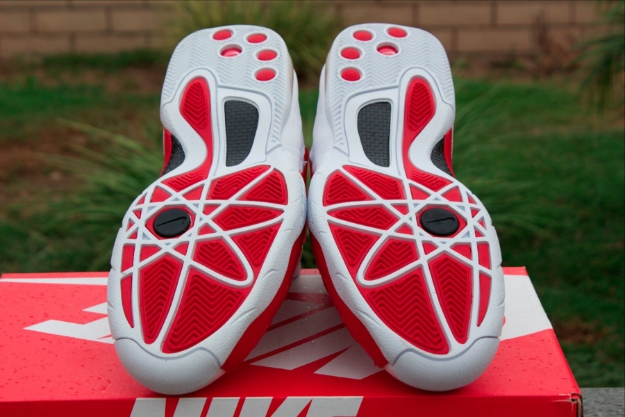Nike Zoom Sonic Flight White University Red 01