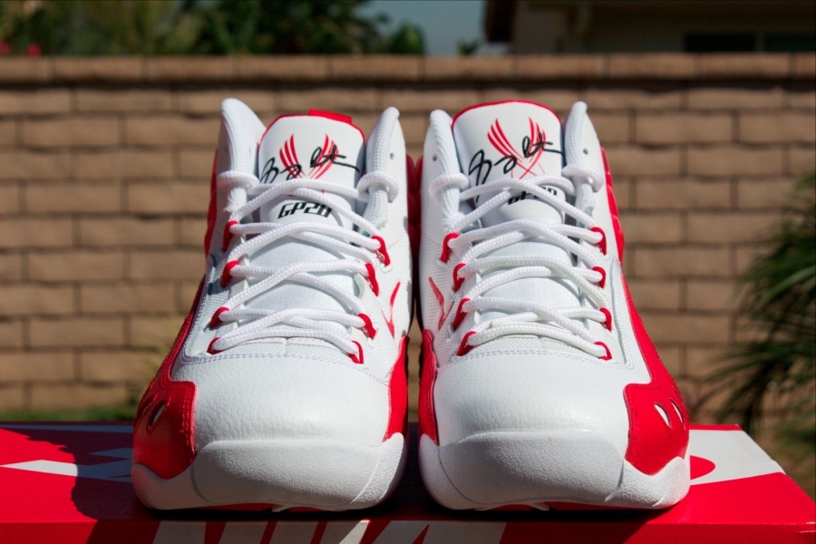 Nike Zoom Sonic Flight White University Red 10