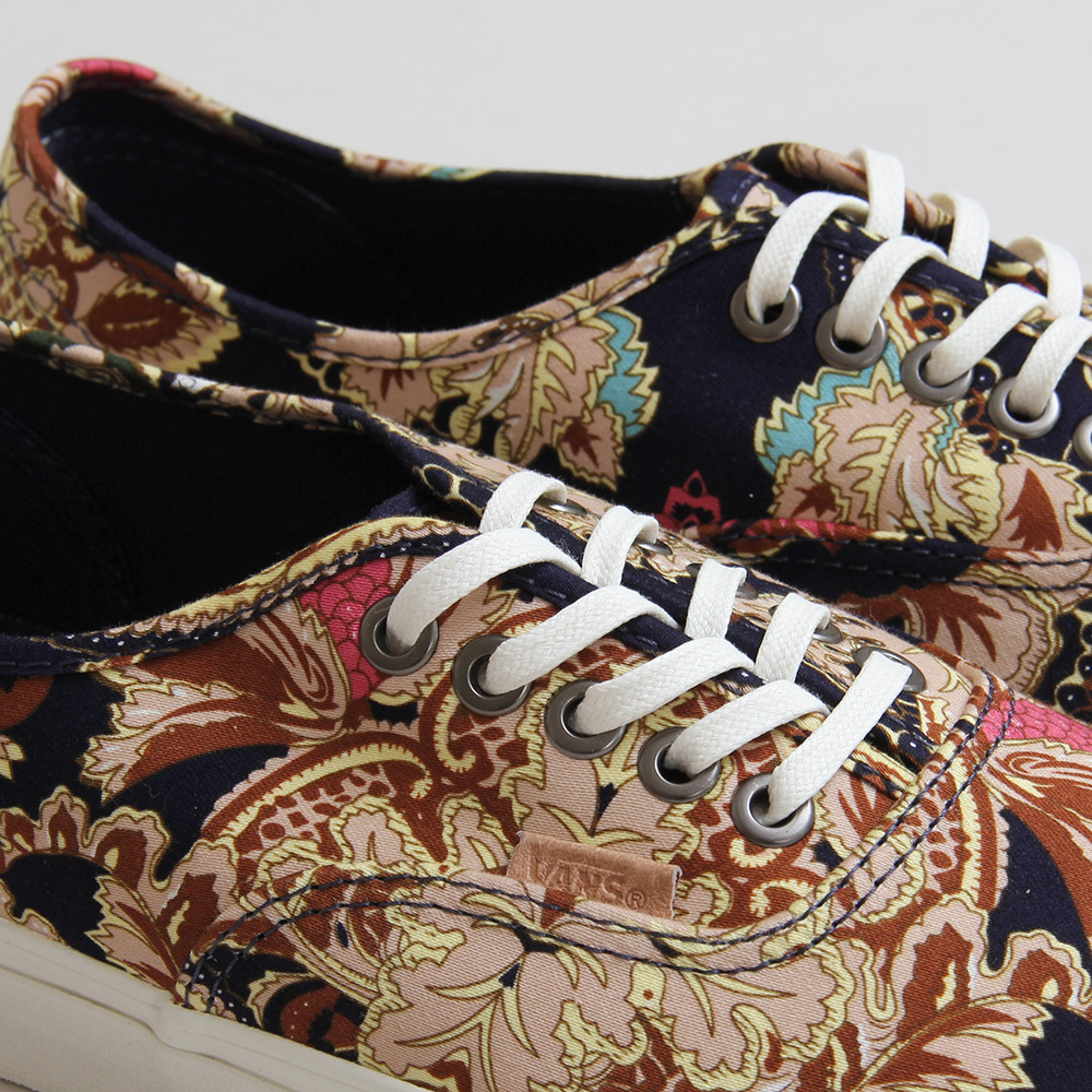 Vans Authentic Paisley 05