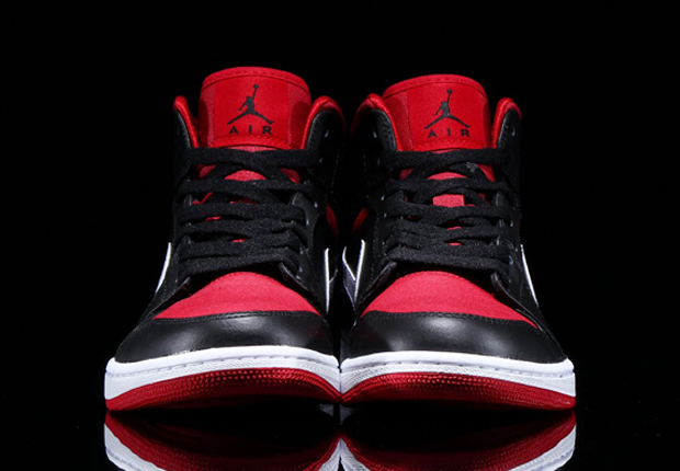 Air Jordan 1 Mid Black Gym Red White 3