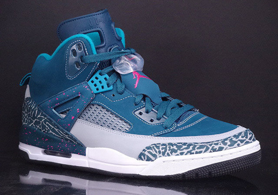 Jordan Spiz'ike "Space Blue" - Release Date
