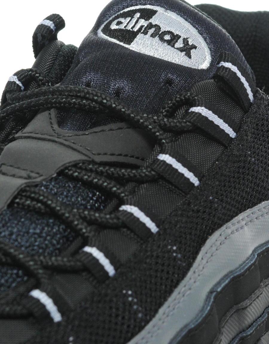 Nike Air Max 95 Black Dark Grey Wolf Grey 03