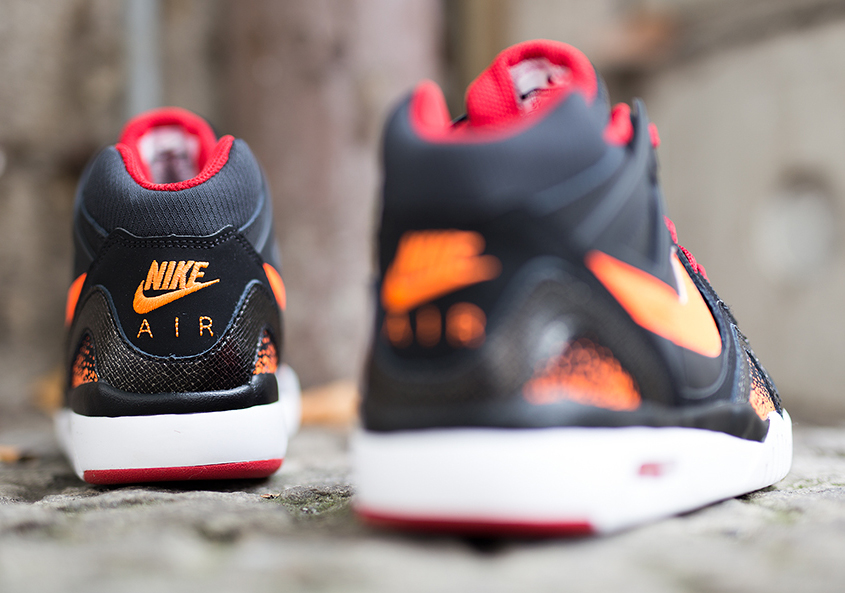 Nike Air Tech Challenge Ii Gs Black Hyper Crimson Gym Red 03