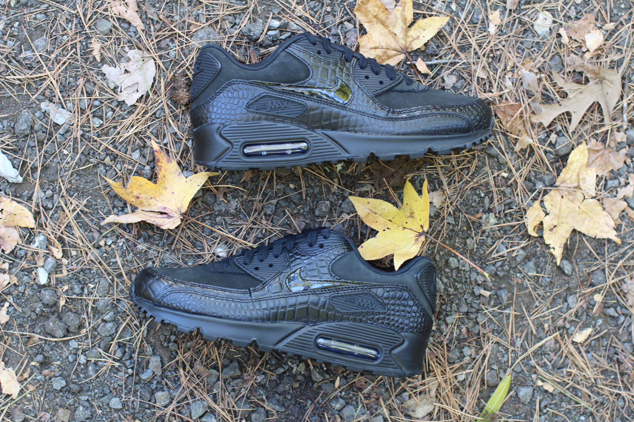 Nike Wmns Air Max 90 Prm Black Croc Available 04