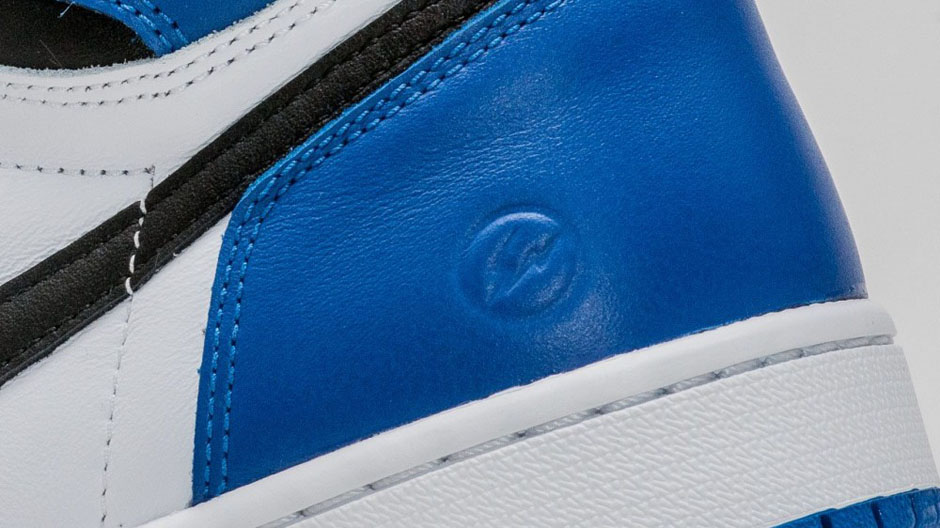 Detailed Look Fragment Design Air Jordan 1 Retro High Og 11