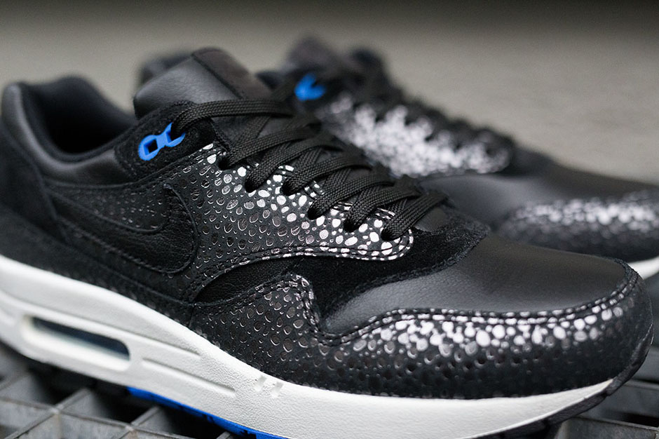 Detailed Look Nike Air Max 1 Deluxe Safari 03
