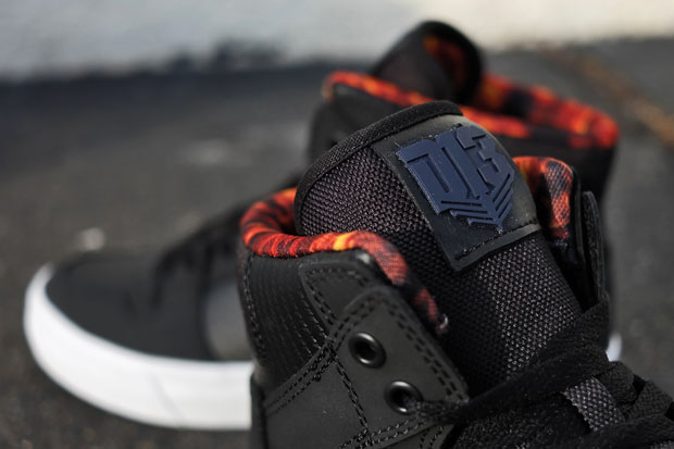 Hunger Games Supra Available 09