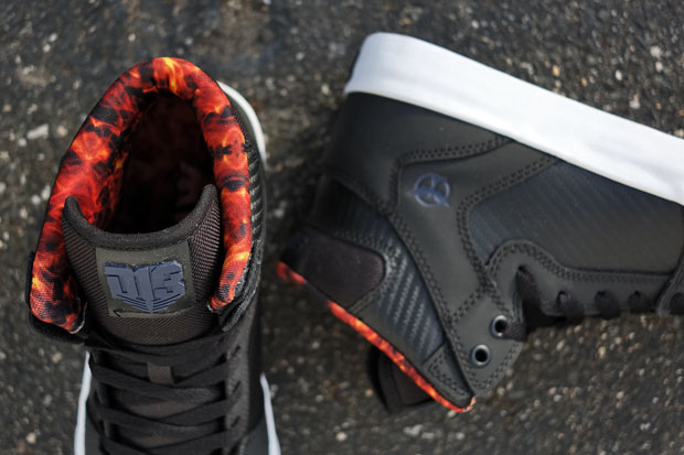 Hunger Games Supra Available 10