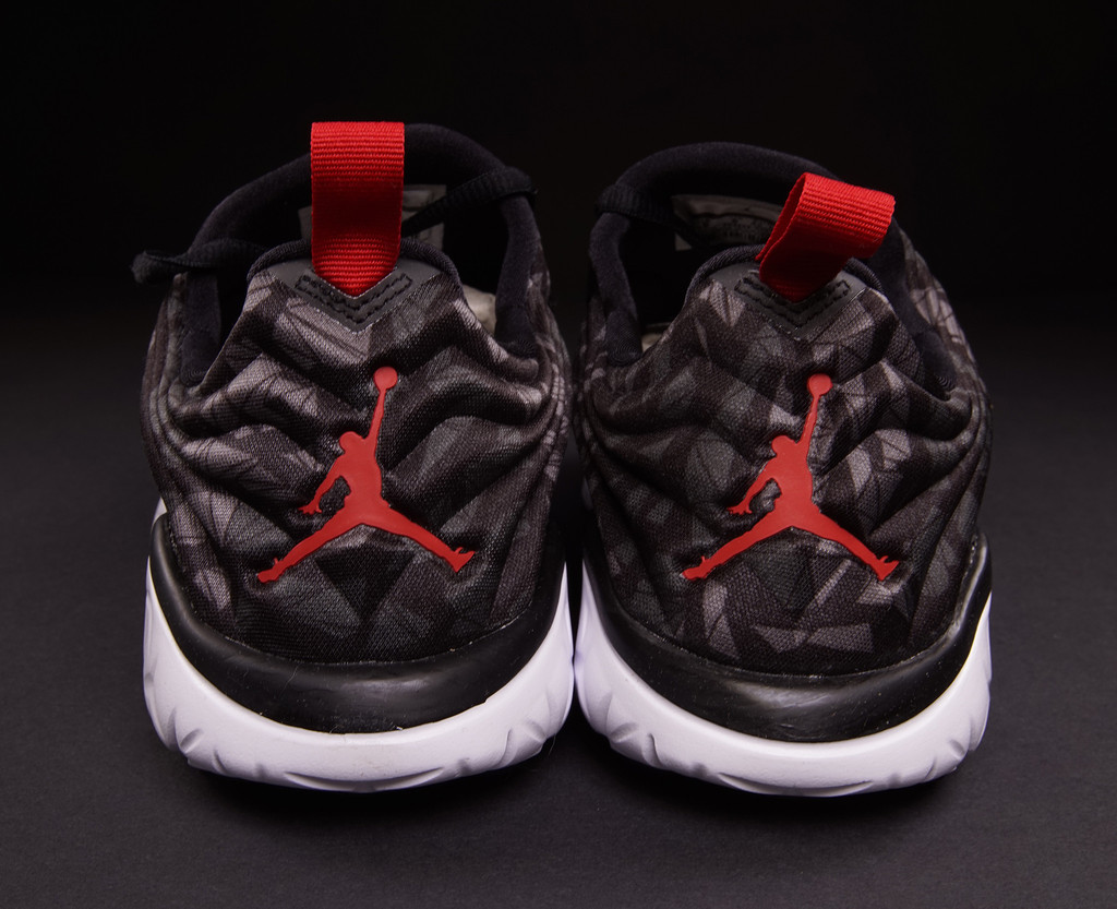 Jordan Flight Flex Trainer Black Gym Red Anthracite 03