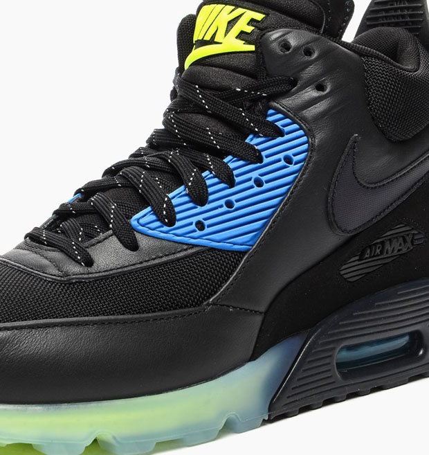 Nike Air Max 90 Sneakerboot Ice Black Volt Blue 04