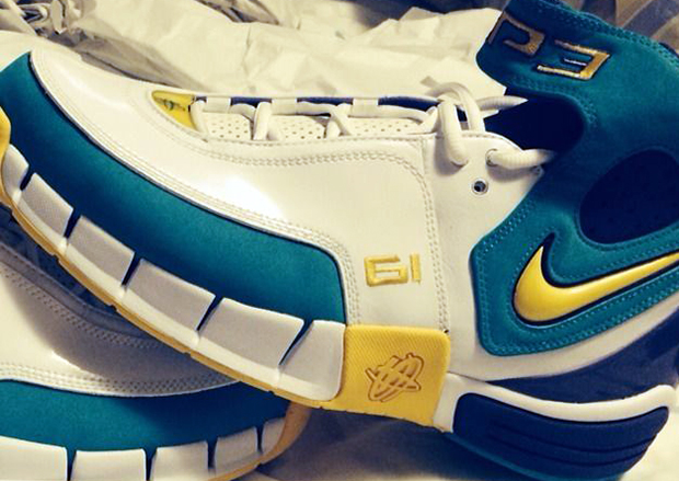 Nike Zoom Huarache Elite - Chris Paul PE from 2006