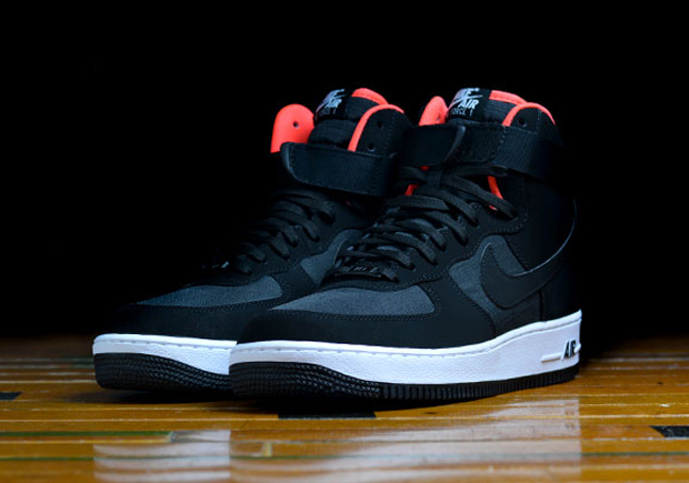 Nike Air Force 1 High - Black - Bright Crimson
