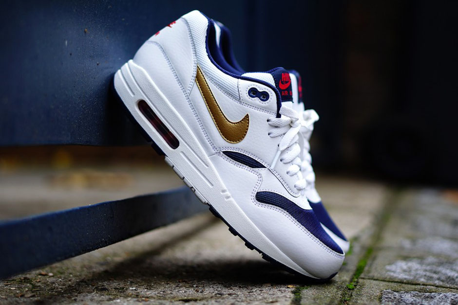 Nike Air Max 1 Olympic 02