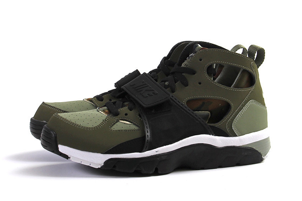 Nike Air Trainer Huarache Medium Olive Black 02