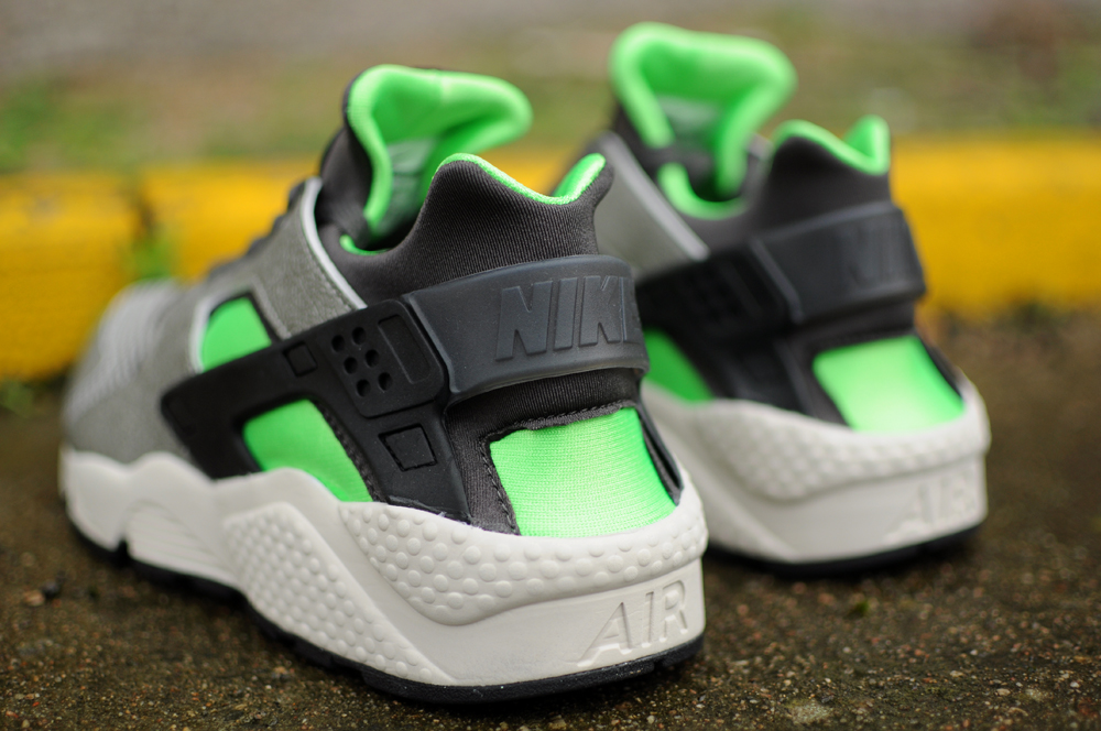 Nike Air Haurache Grey Lime Green 02