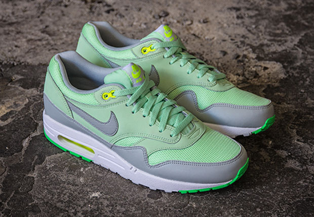 Nike Air Max 1 - Vapor Green - Mist Grey