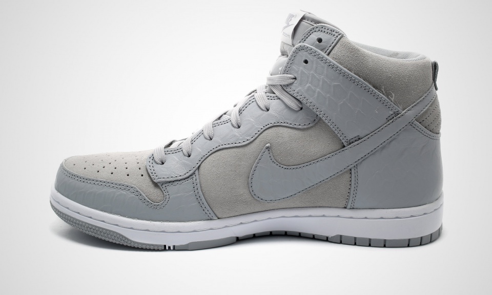 Nike Dunk High Cmft Grey Python 02
